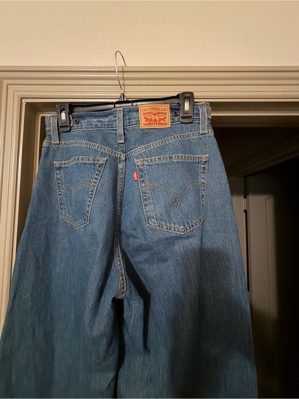 Levi's High-Rise Blue Denim Jeans 28W x 33L - Picture 9 of 9